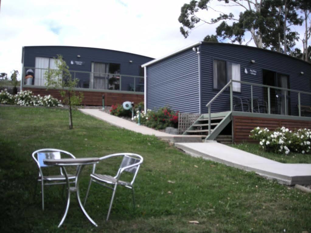休昂港恩小屋酒店 Port Huon 外观 照片